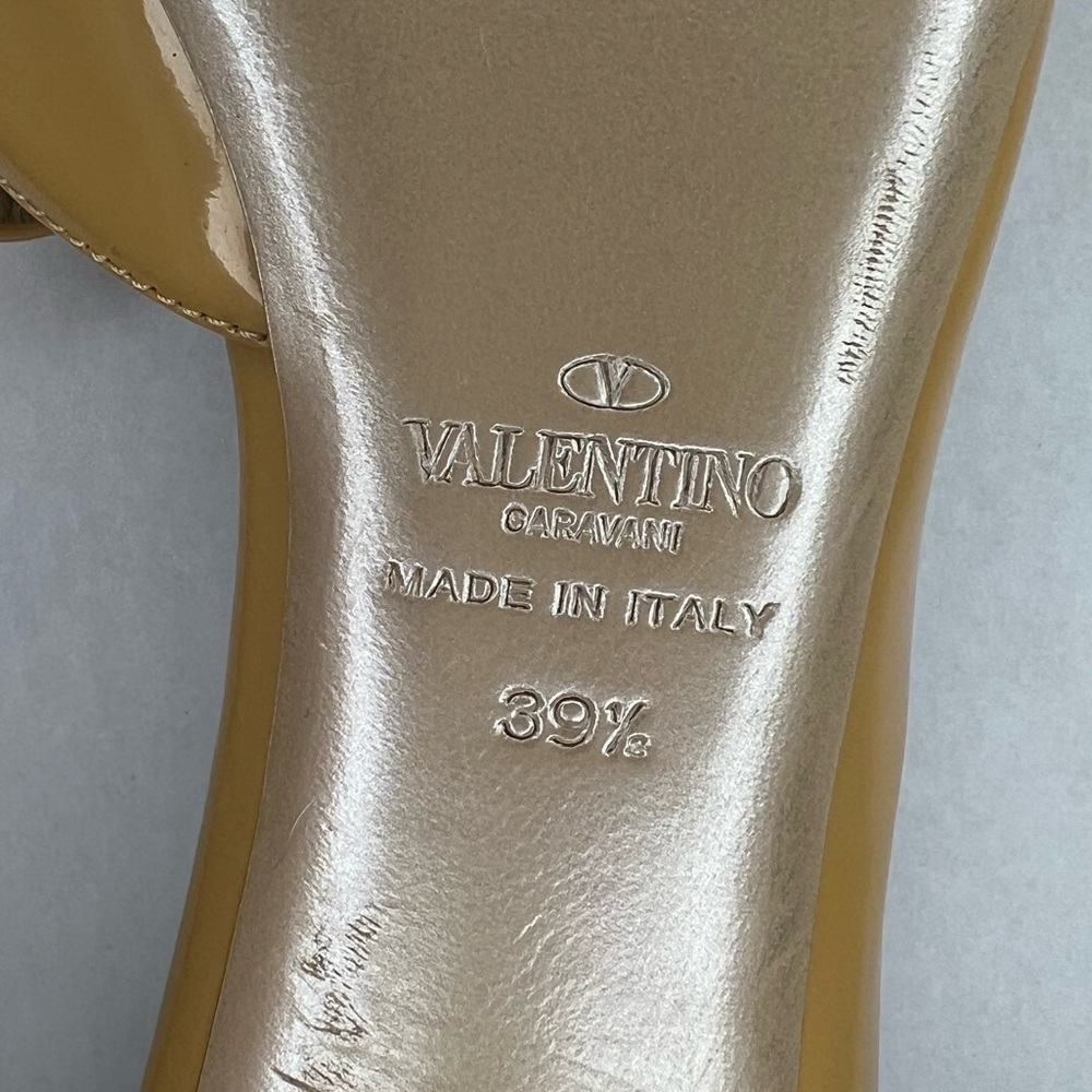 Authentic Valentino D’Orsay Bow Pump, Heel, Nude, Size 39.5 - Picture 6 of 8